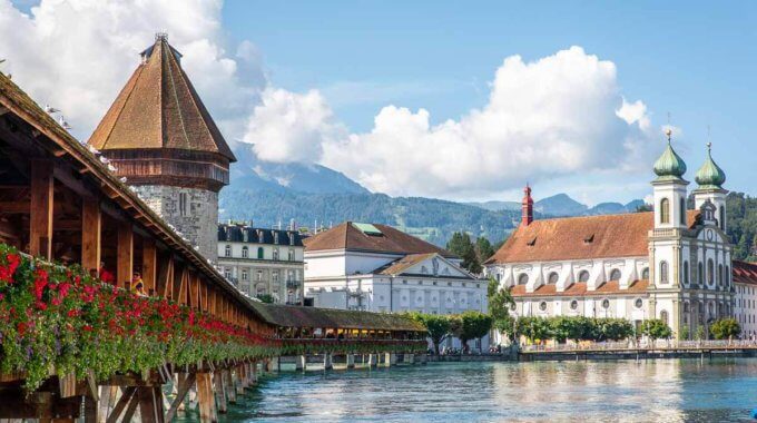 شرایط و هزینه‌های زندگی در سوئیس
